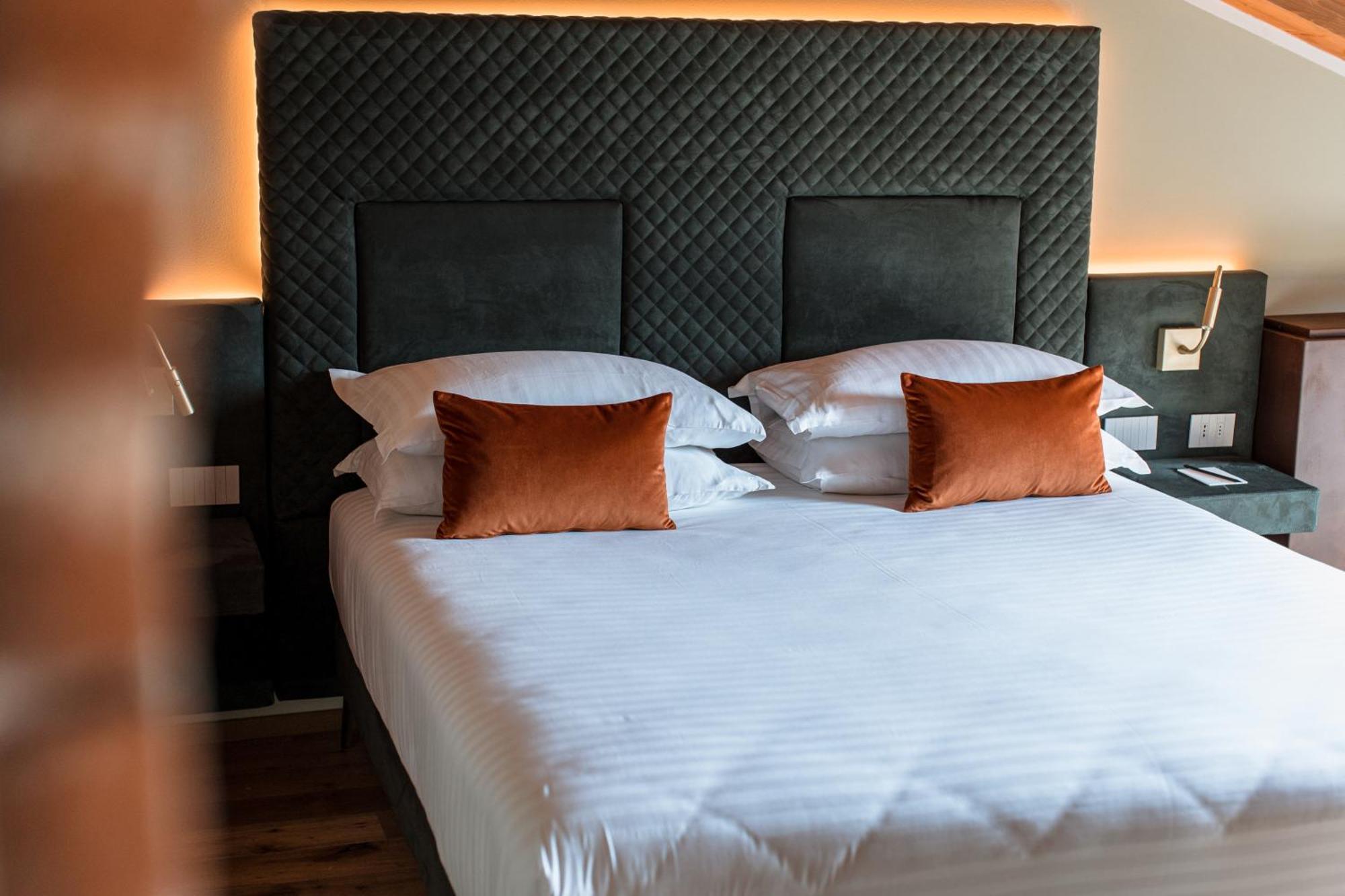 Pavillon Suite & Apartments 페스키에라델가르다 외부 사진