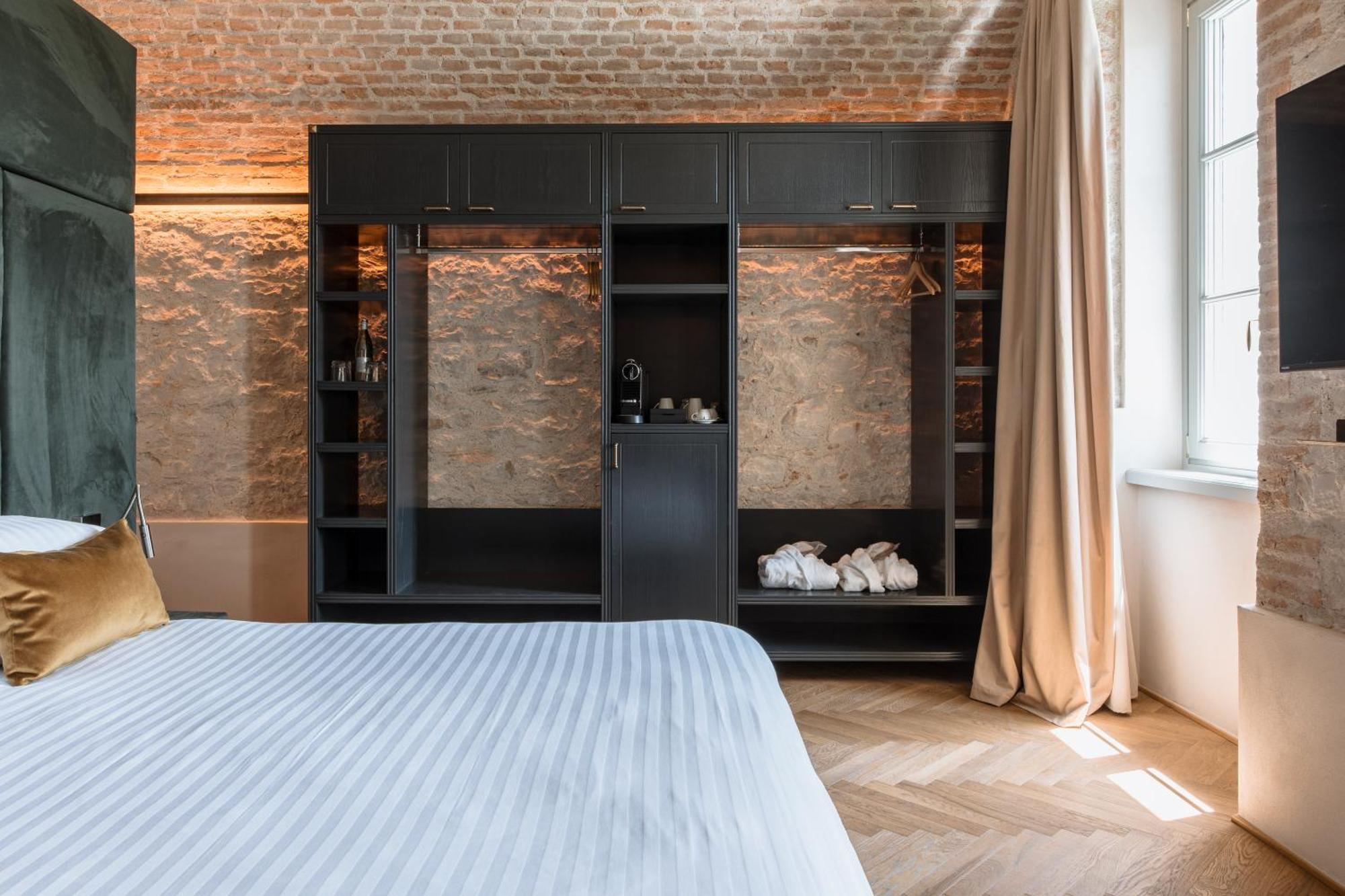 Pavillon Suite & Apartments 페스키에라델가르다 외부 사진
